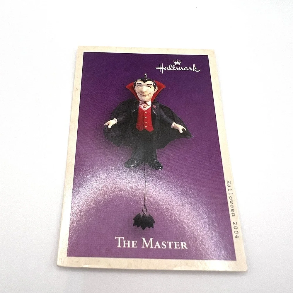 Hallmark Halloween Ornament The Master Pull String Vampire Dracula 2004